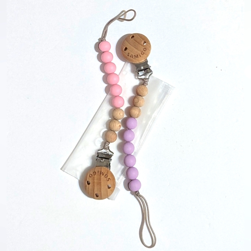 SAMiGO Wooden Bead Pacifier Clips